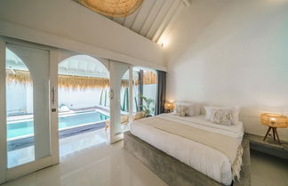 Photo 3 - Villa Santorini