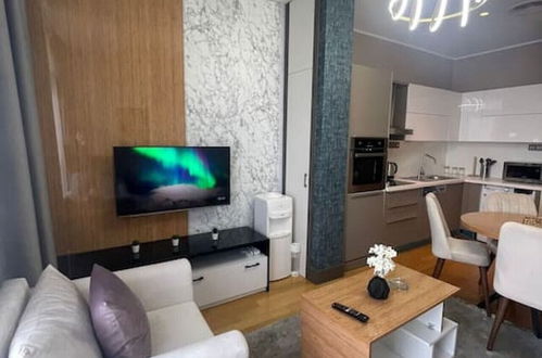 Photo 4 - Stylish1 1 Apartment in Batisehir Near Mail of IST