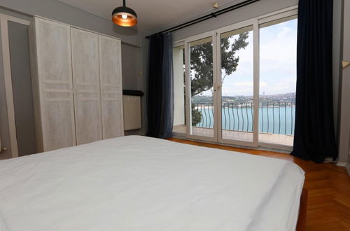 Photo 15 - Splendid Flat With Bosphorus View in Besiktas