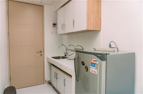 Foto 6 - Nice And Comfort Studio Apartment At Tokyo Riverside Pik 2