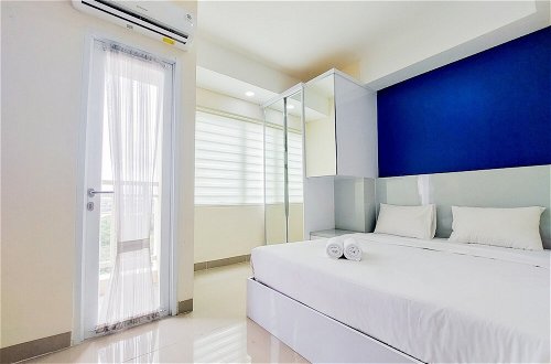 Foto 1 - Simply Look And Warm Studio Apartment At B Residence