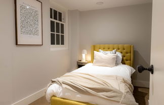 Photo 2 - Three Bed Apts near Spitalfields Mkt