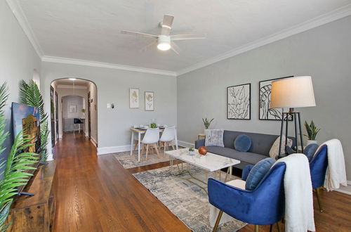 Photo 12 - Classic & Charming 2BR Apt in Lincoln