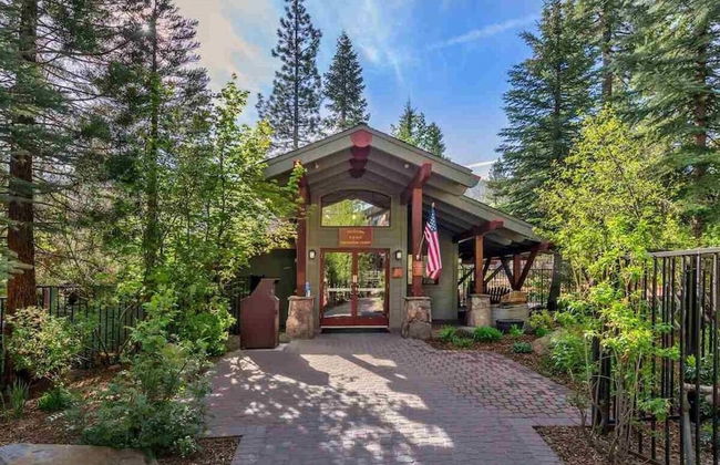 Lux Townhome Next to Village by Sierra Getaways - Foto 43