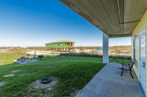 Photo 31 - Caribbean Bliss - 3BR Condo Steps From Beach