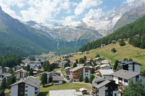Foto 6 - Lovely 1-bed Apartment in Saas-fee