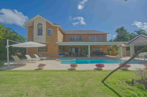 Photo 20 - Large Golf View Villa With Pool Jacuzzi and Staff