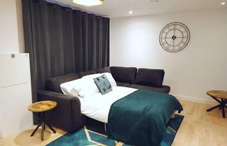 Photo 2 - Stunning Modern Christchurch Town Centre Apartment