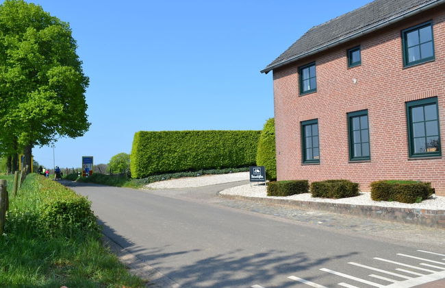 Holiday Home in South Limburg With a Terrace - Photo 33