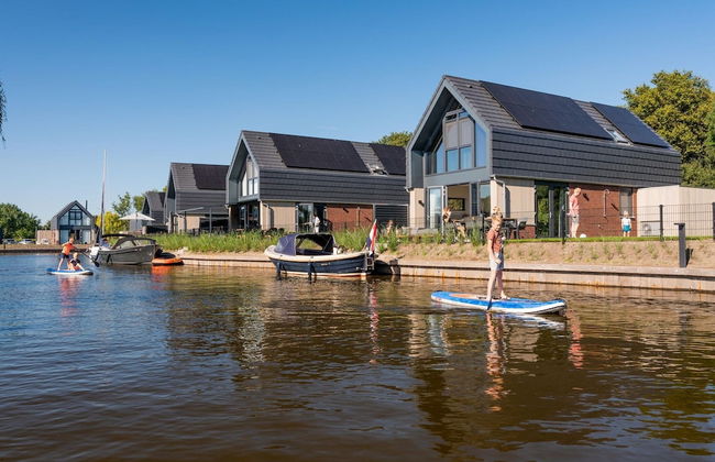 Luxurious Detached Water Villa With Jetty - Foto 24