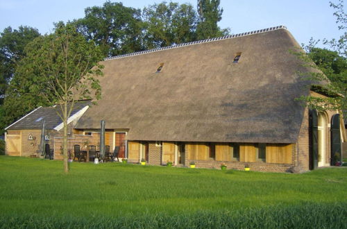 Foto 18 - Staying in a Thatched Barn With Bedroom Achterhoek