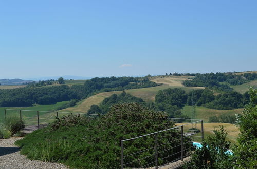 Photo 18 - Apartment With Beautiful View in the Crete Senesi