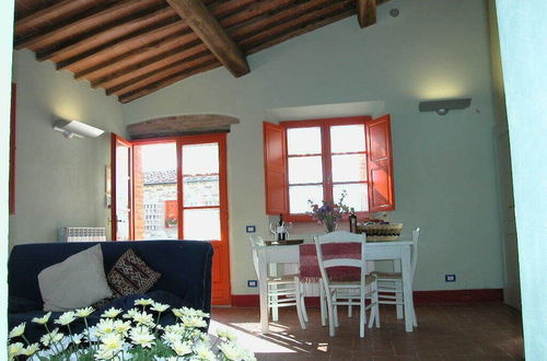 Foto 12 - Apartment With Beautiful View in the Crete Senesi