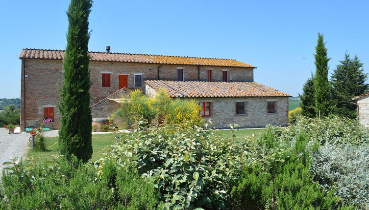 Foto 1 - Apartment With Beautiful View in the Crete Senesi