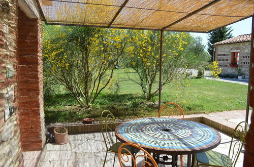 Foto 14 - Apartment With Beautiful View in the Crete Senesi