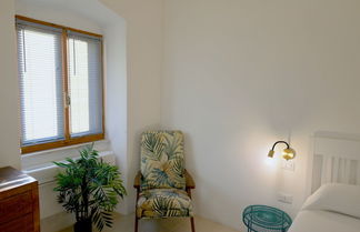 Photo 2 - Large, Authentic 2-bed Apartment, Panoramic Views