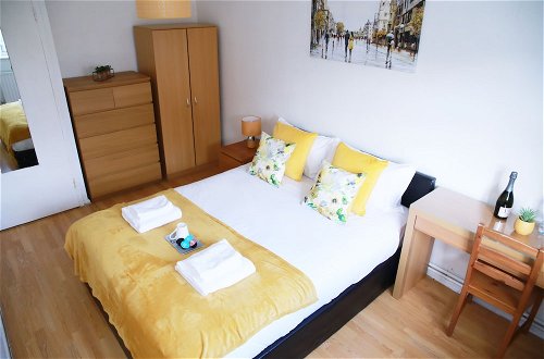 Foto 2 - Lovely 2-bed Apartment in Harrow