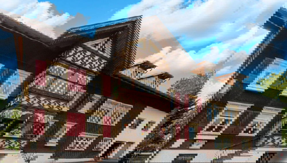Primary image