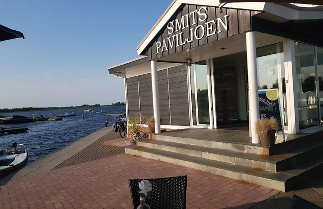 Group Home in Giethoorn With Waterside Terrace - Foto 45
