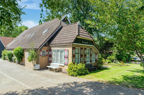 Photo 25 - Holiday Home in the Heart of Giethoorn