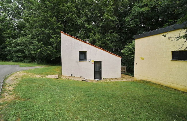 Bungalow in Virton by Vallee de Rabais Lake - Foto 19
