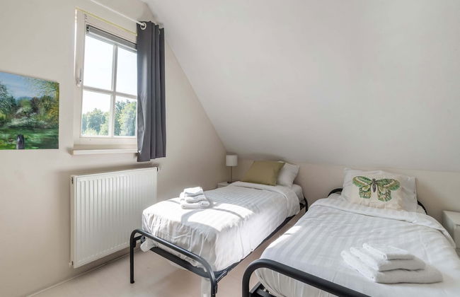 Exclusive Villa in Zeewolde With a Terrace - Photo 9