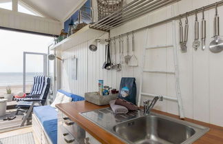 Foto 2 - Unique Beachhouse Located on the Beach of Dishoek 2 Adults and 2 Children