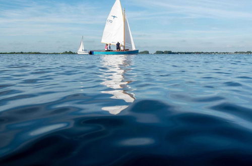 Photo 32 - Luxury Houseboat With Roof Terrace and Stunning Views Over the Sneekermeer