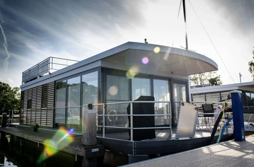 Foto 33 - Houseboat With Roof Terrace and Beautiful View