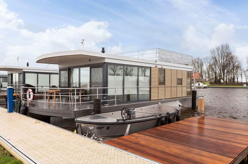 Foto 32 - Houseboat With Roof Terrace and Beautiful View