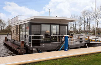 Foto 1 - Houseboat With Roof Terrace and Beautiful View