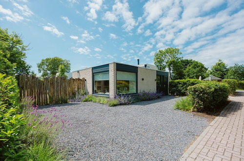 Photo 1 - Attractively Furnished Bungalow is Within Walking Distance From the Beach Ouddorp