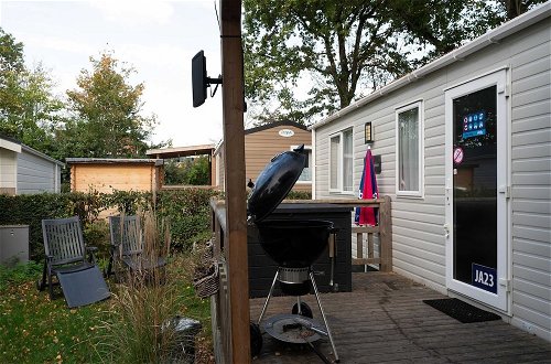 Photo 20 - Comfortable Chalet in Renesse With Garden