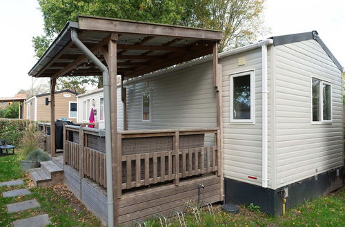 Photo 27 - Comfortable Chalet in Renesse With Garden