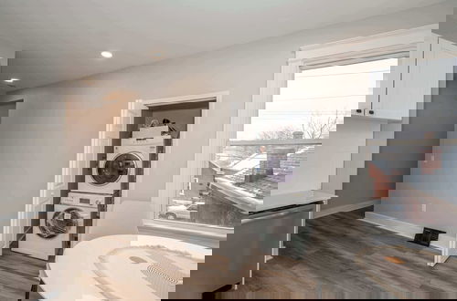 Photo 4 - The Luxe Spot Suites