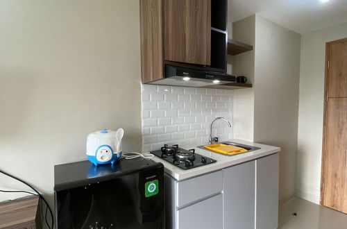 Photo 7 - Fancy Studio Apartment At Gateway Park Lrt City Bekasi