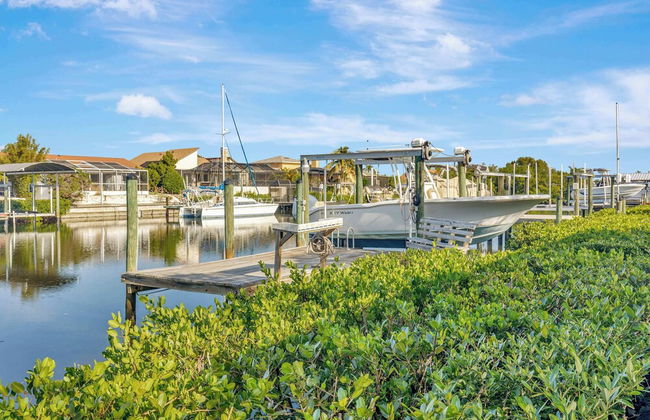 Waterfront Pool House w/ Heated Pool! - Foto 44