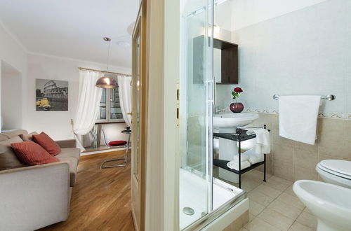 Photo 15 - Corso in Roma With 3 Bedrooms and 3 Bathrooms