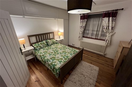 Foto 6 - Specious 2 x Double Bedroom Flat in London E18