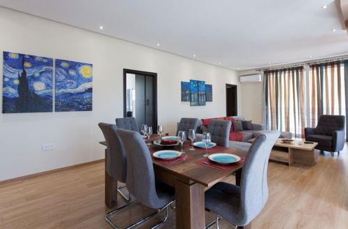 Photo 14 - Artistic 3 bdr Apartment With sea View in Glyfada