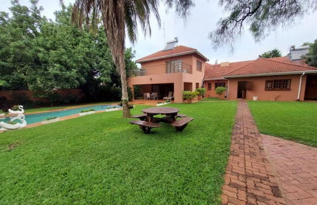 Modern House With Pool in Mount Pleasant - 2063 - Foto 9