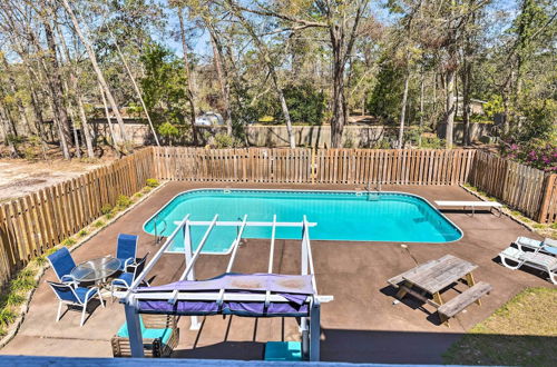 Foto 42 - Spacious Gulf Shores Hideaway With Pool + Deck