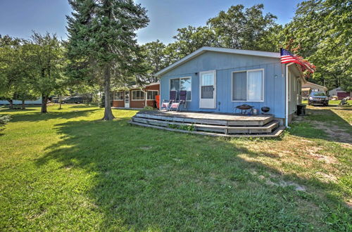 Photo 12 - Cozy Lakefront Hale Cabin w/ Access to Boat Ramp