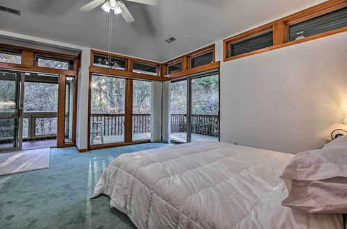 Foto 27 - Home With Wraparound Deck + Blue Ridge Mtn Views