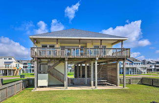 Photo 1 - Beachfront Galveston Getaway w/ Deck & Views