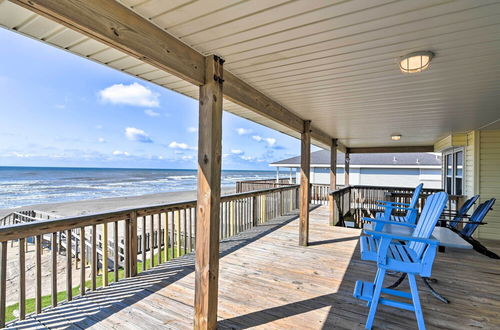 Photo 26 - Beachfront Galveston Getaway w/ Deck & Views