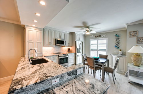 Photo 22 - Coastal Marco Island Condo w/ Club Amenities