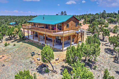 Photo 10 - Overgaard Cabin W/pool Table+incredible View