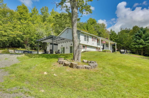Photo 40 - Spacious Ellenville Home w/ Pool & Game Room