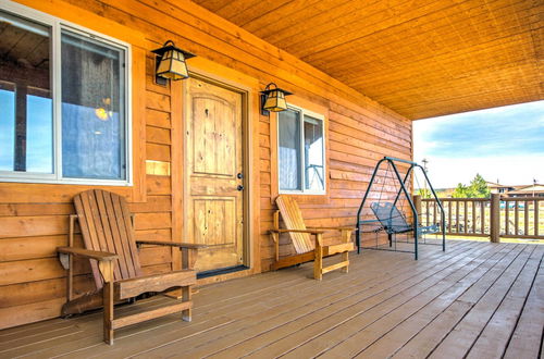 Photo 5 - Rustic Bryce Canyon Home w/ Deck on Sevier River